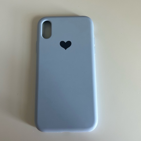 iPhone XR Blue heart silicone phone case - Picture 1 of 2